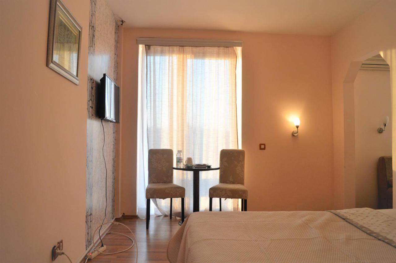 Hotel Park Negotino  Exterior photo